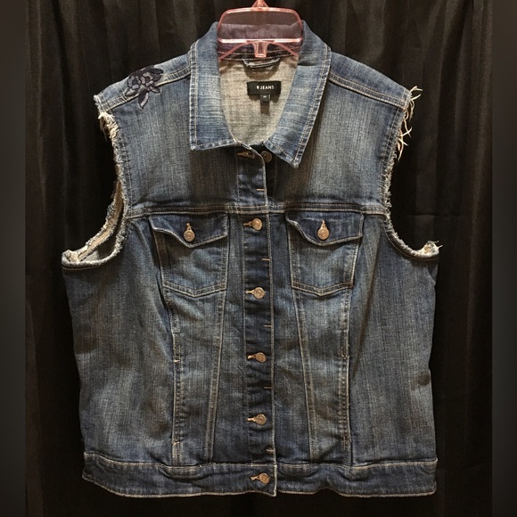 Reitmans Jeans - Denim Vest With Embroidery Detail - 2x - Picture 1 of 8